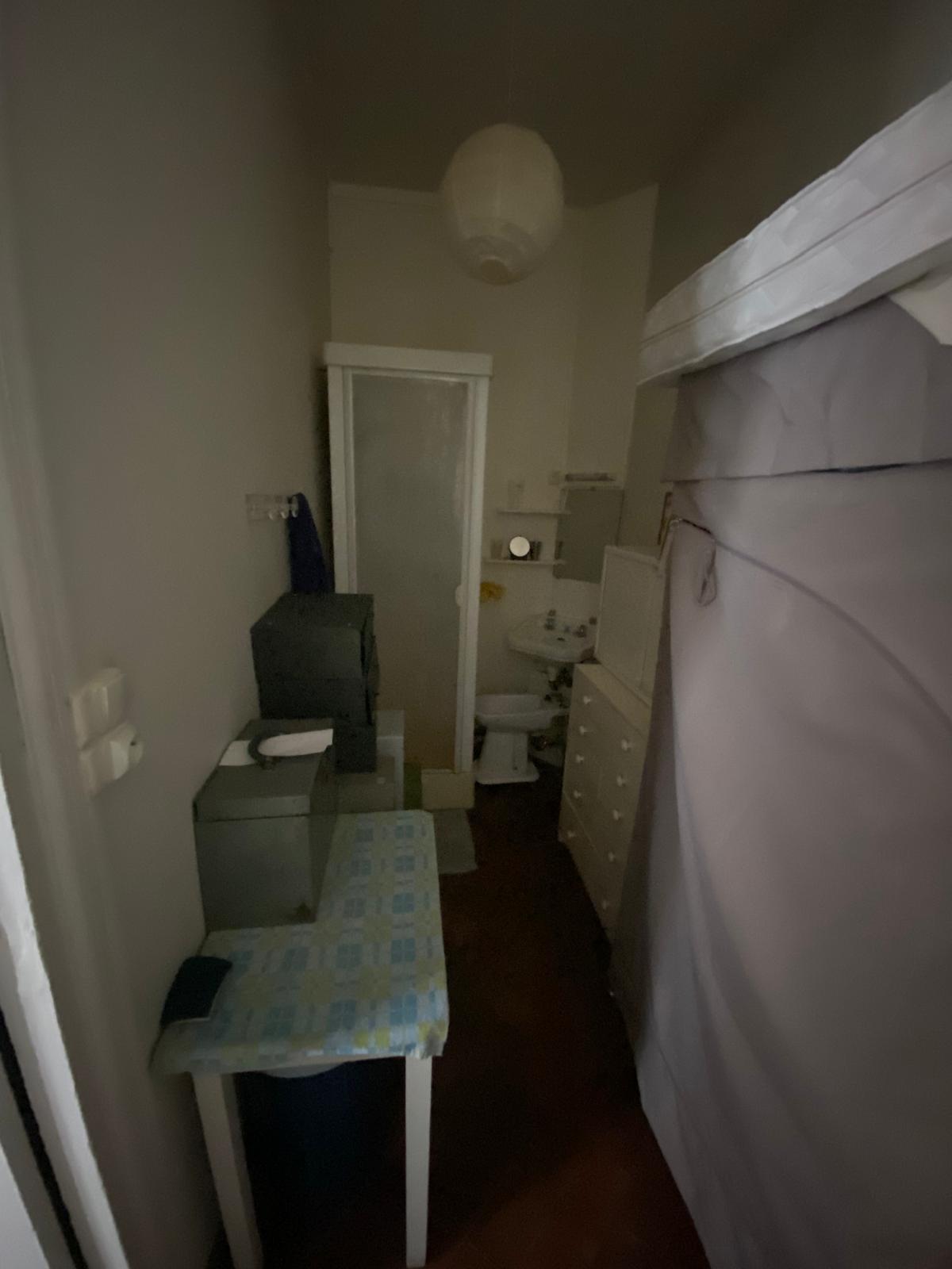 Salle de bain enfants avant les travaux